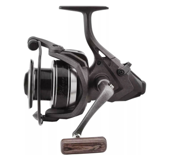 Naviják Okuma Pulzar Baitfeeder 7000 + druhý zdarma